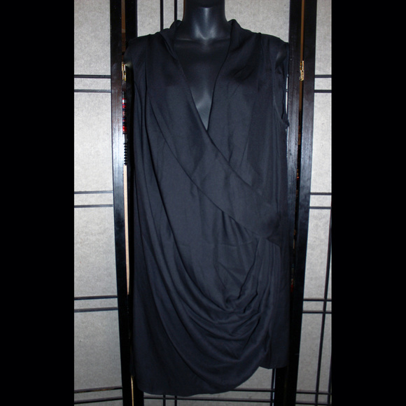 Dresses & Skirts - Beautiful Sexy Plus Size XXL Black Short Dress